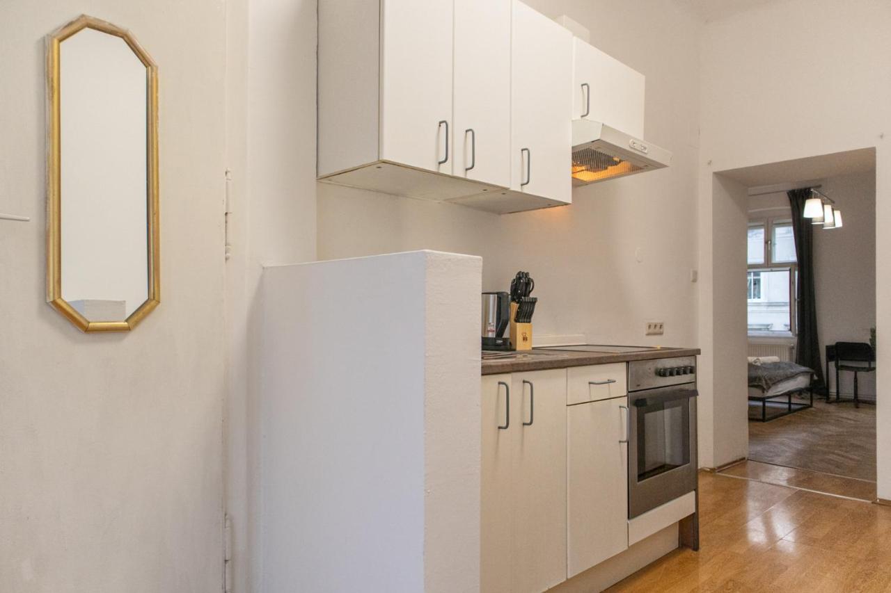 Spacious 2Br Apt.-Near Wiener Stadthalle Exterior photo
